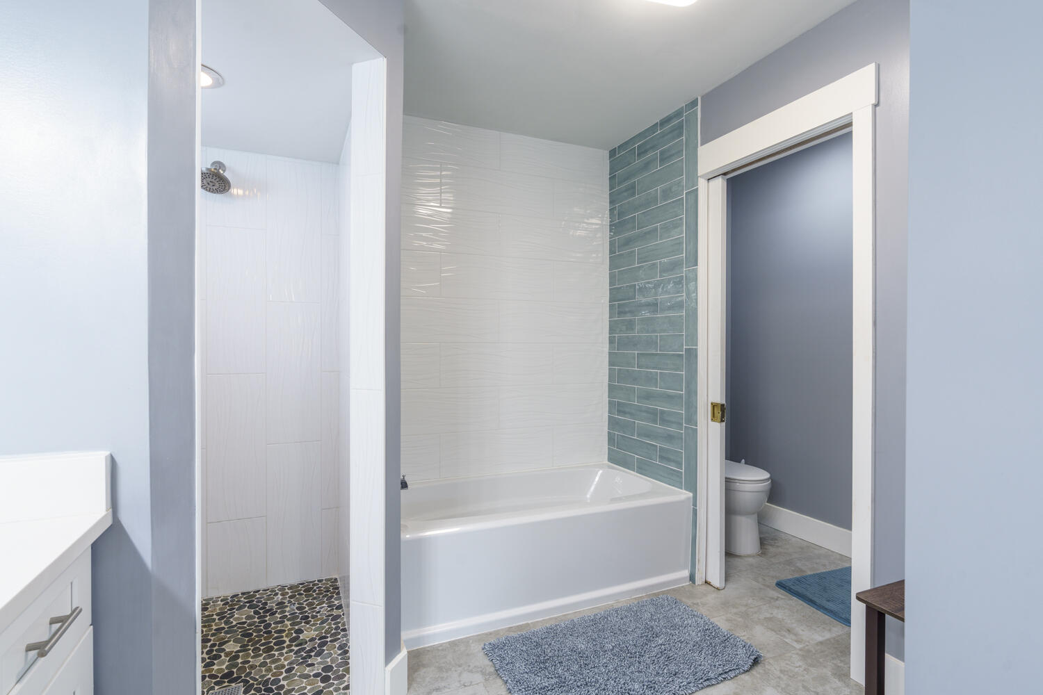 6183 Mullin Street Jupiter, FL 33458 - Photo 11 of 25 9 Master Bathroom