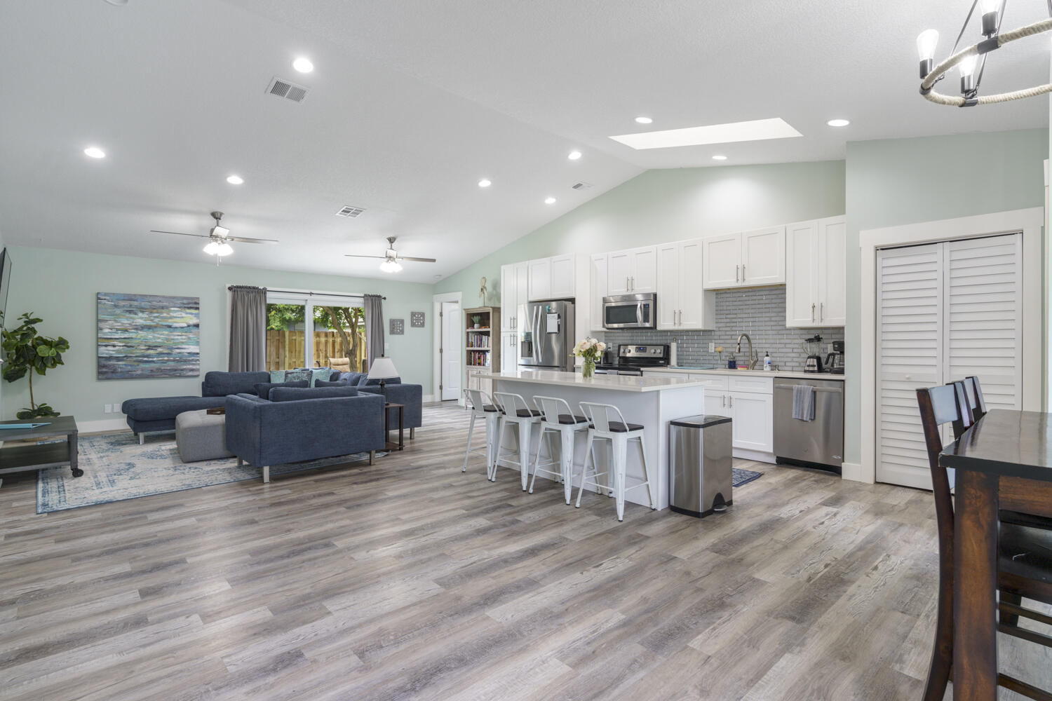 6183 Mullin Street Jupiter, FL 33458 - Photo 4 of 25 2 Family Room