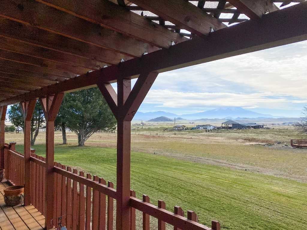 6400 Shelley Road Montague, CA 96064 - Photo 19 of 23 Gallery Image 19