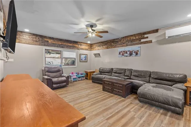 $185,000 | 1223 Laurel Hill Road, McDonald, PA 15057