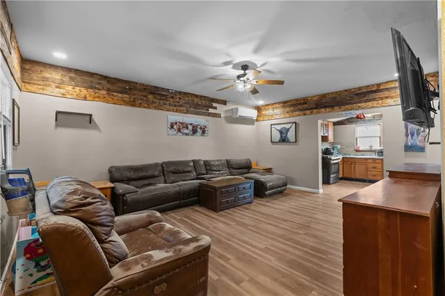 $185,000 | 1223 Laurel Hill Road, McDonald, PA 15057