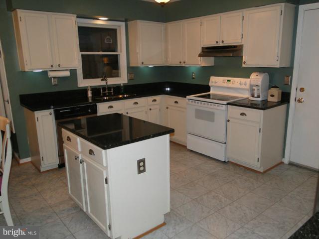4622 Feldspar Road Middletown, MD 21769 - Photo 12 of 30 Kitchen