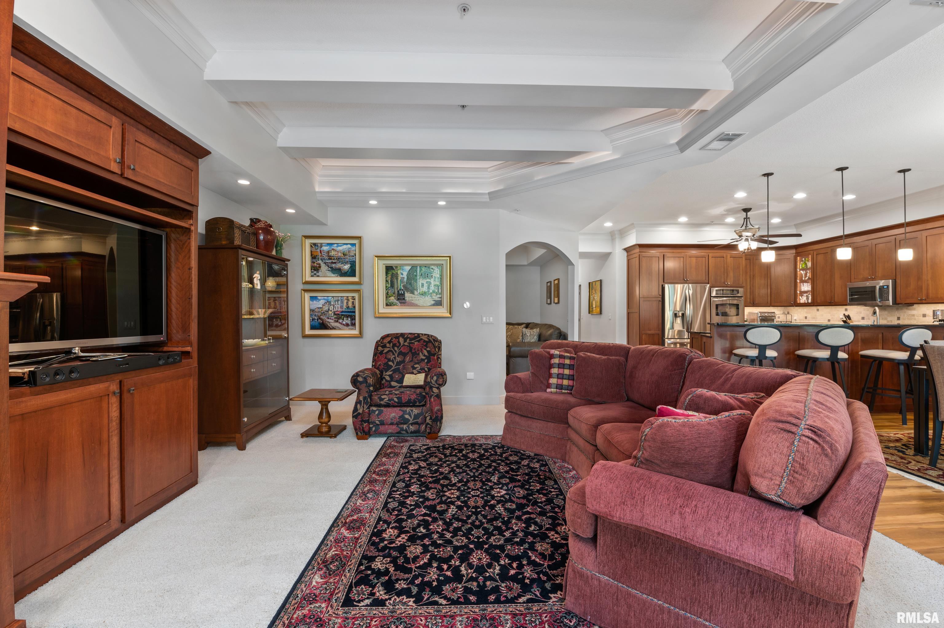 6211 Utica Ridge Road, Unit 105 Davenport, IA 52807 - Photo 11 of 41