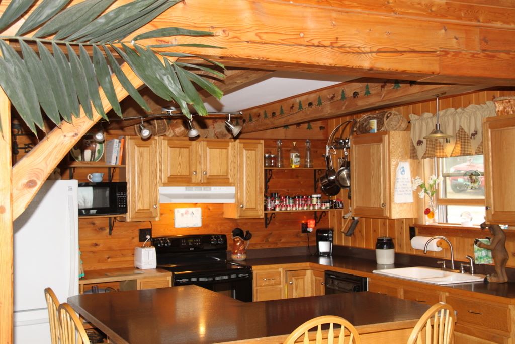 1620 Old Coach Road Lyndon, VT 05851 - Photo 4 of 39 Gallery Image 4