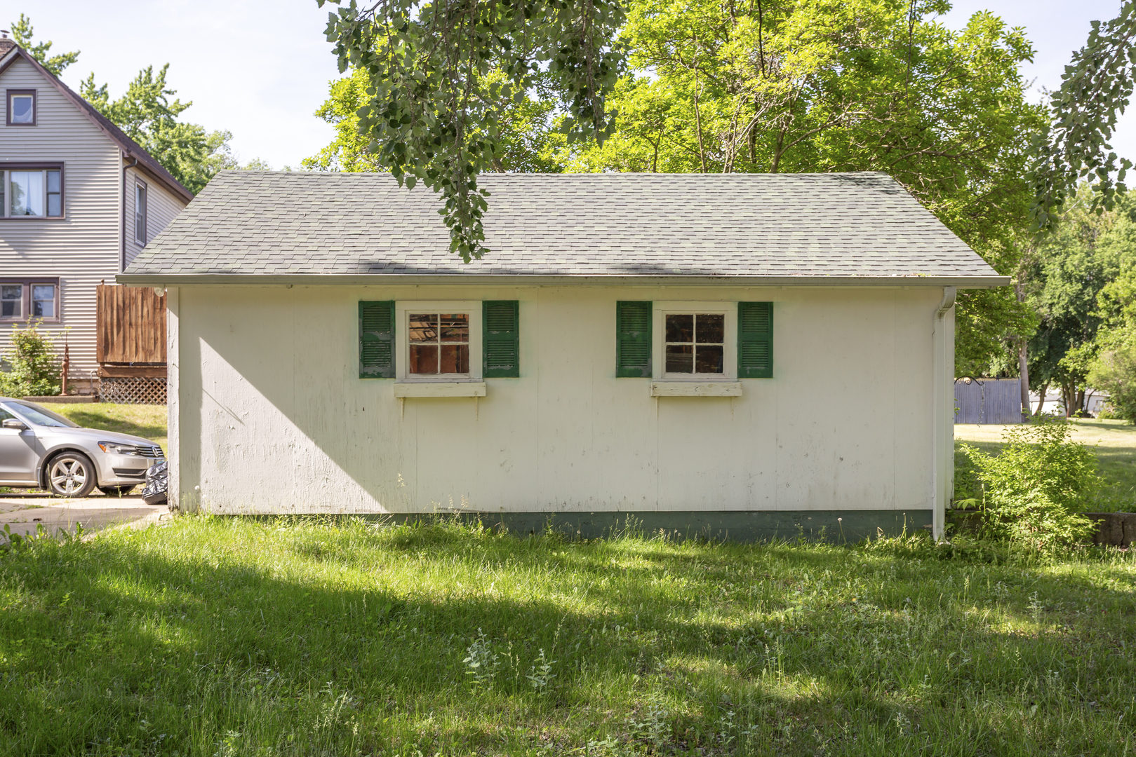 249 West Graham Street Dixon, IL 61021 - Photo 3 of 38