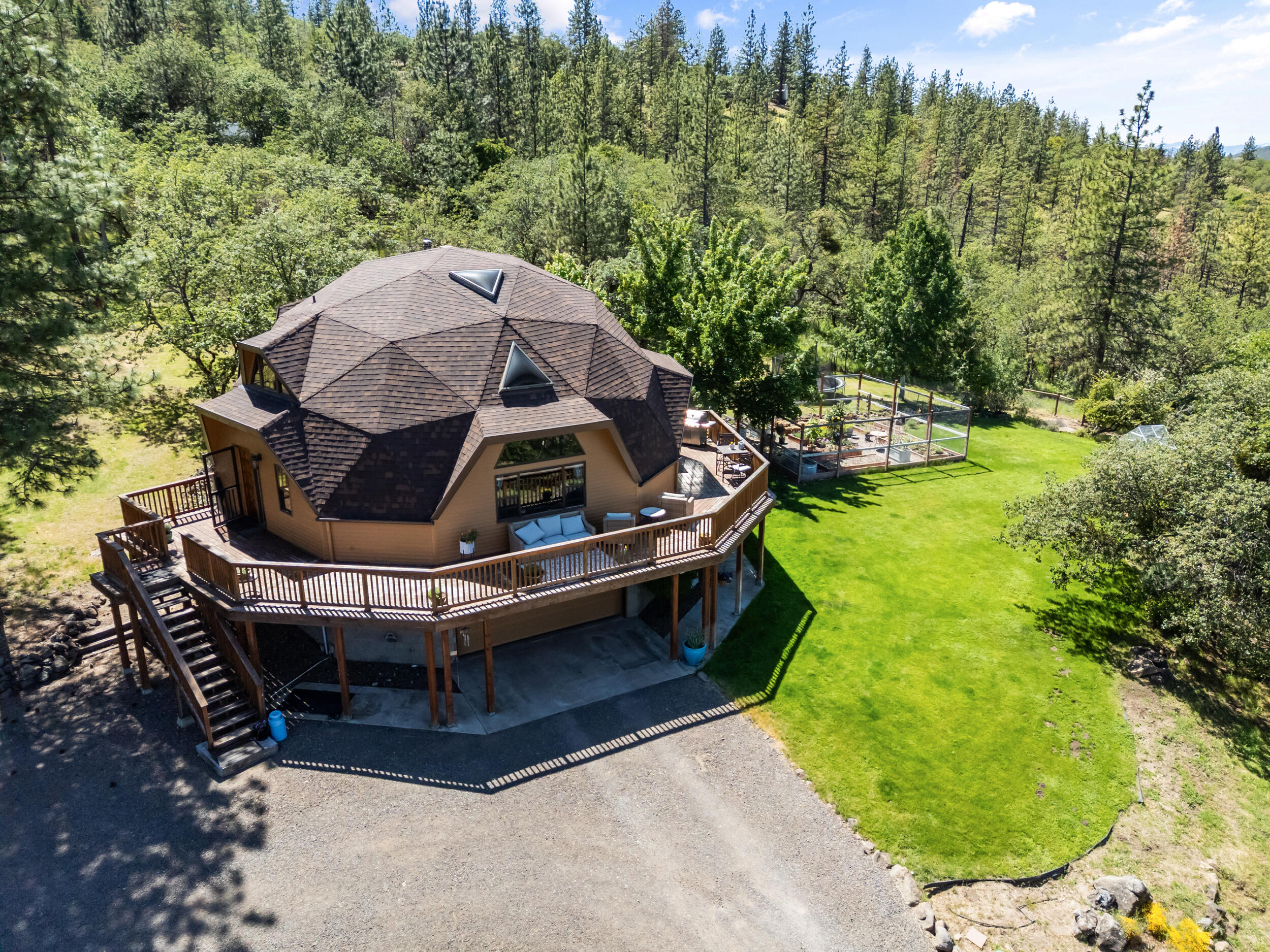 226 Entrada Drive Eagle Point, OR 97524 - Photo 48 of 62