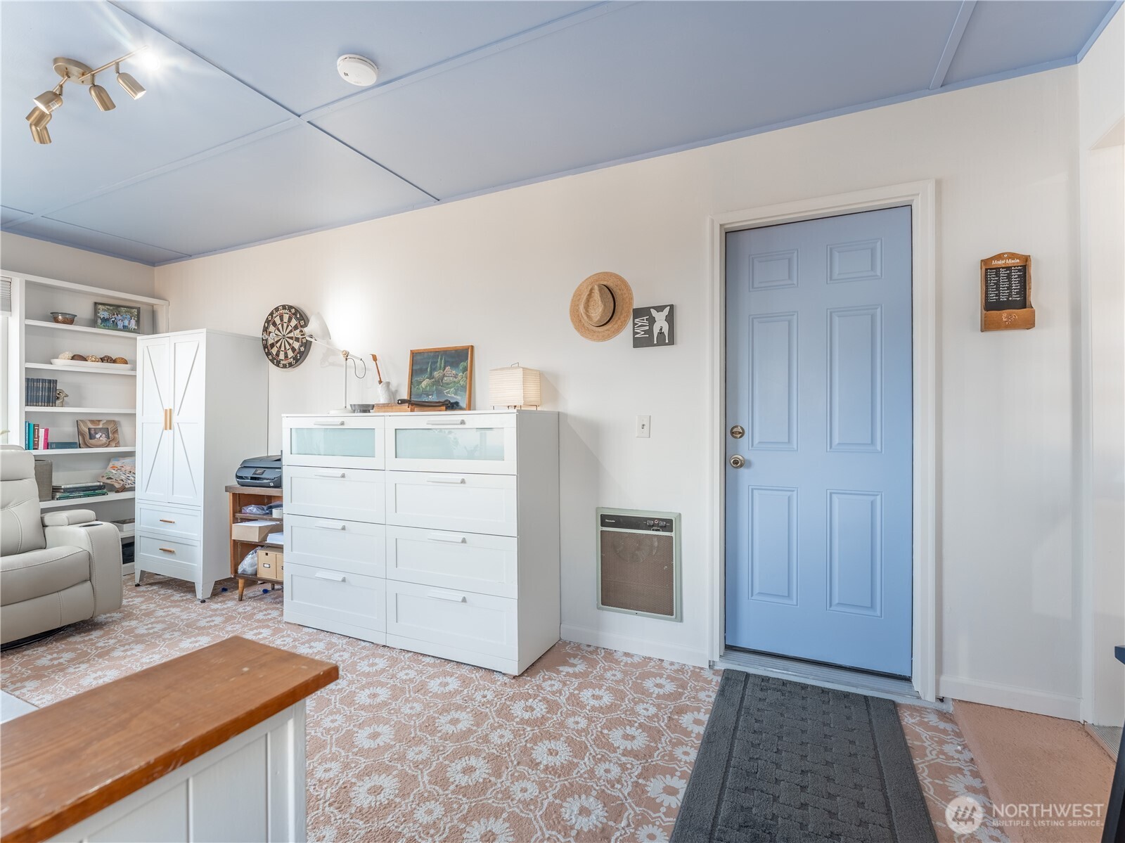 934 Stevens Street Wenatchee, WA 98801 - Photo 26 of 39 a view of a bedroom with furniture and window
