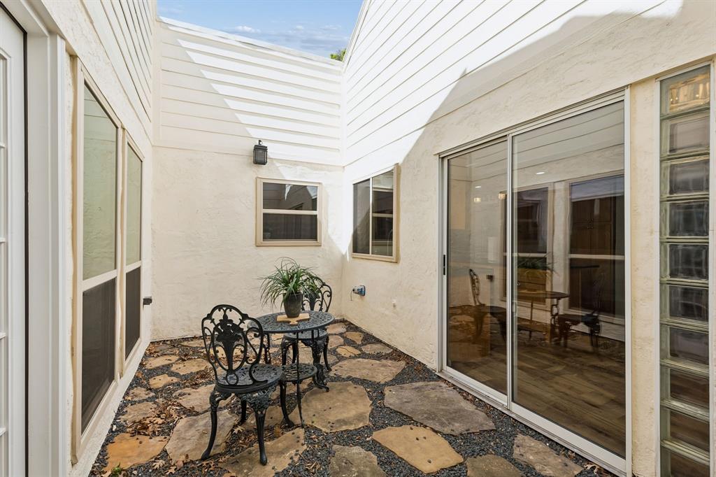 8115 Old Moss Road Dallas, TX 75231 - Photo 21 of 25