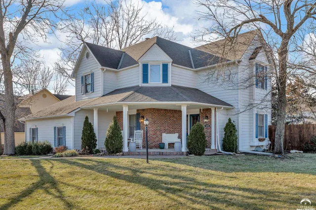 $559,900 | 4600 West Royal Birkdale Court, Lawrence, KS 66049