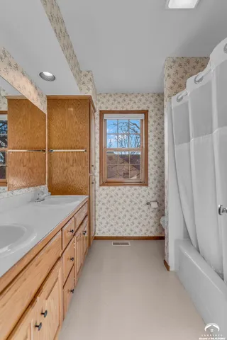 $559,900 | 4600 West Royal Birkdale Court, Lawrence, KS 66049