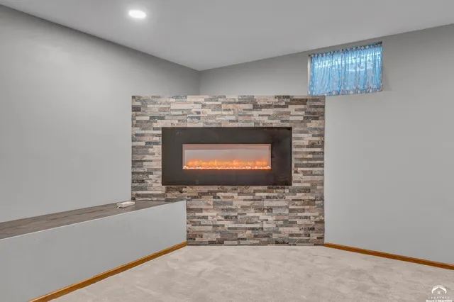 $559,900 | 4600 West Royal Birkdale Court, Lawrence, KS 66049