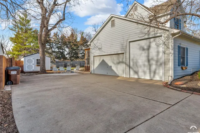 $559,900 | 4600 West Royal Birkdale Court, Lawrence, KS 66049