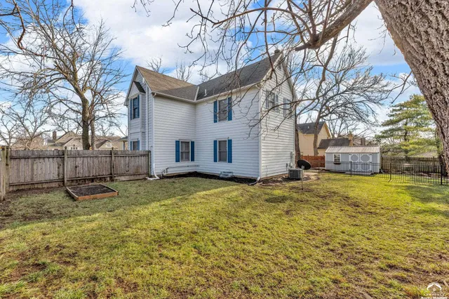 $559,900 | 4600 West Royal Birkdale Court, Lawrence, KS 66049