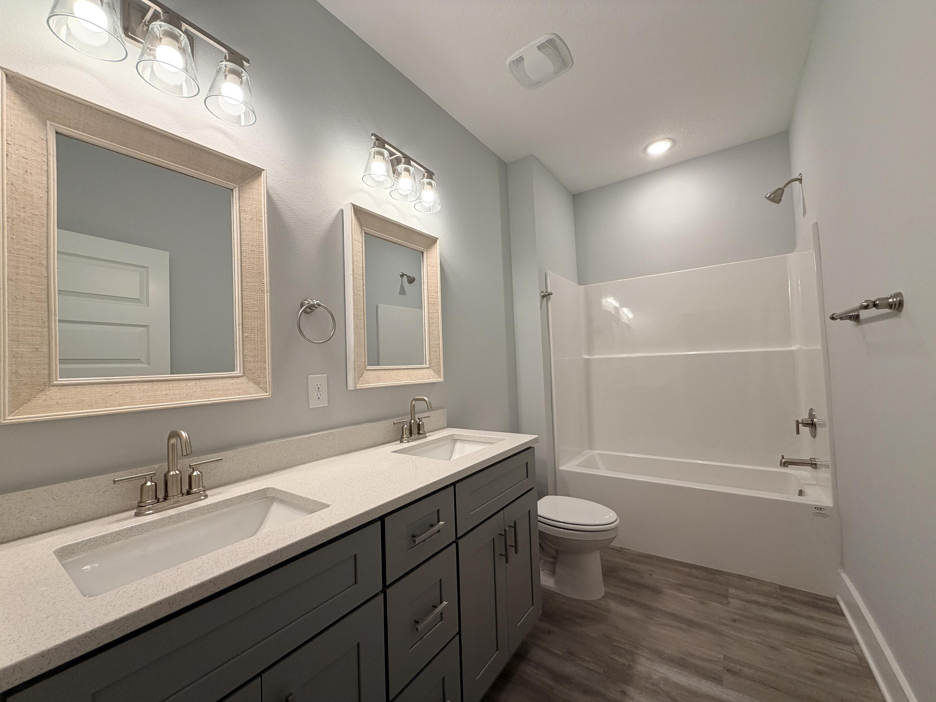 122 Jimmy Street Fort Walton Beach, FL 32547 - Photo 15 of 21 Bathroom