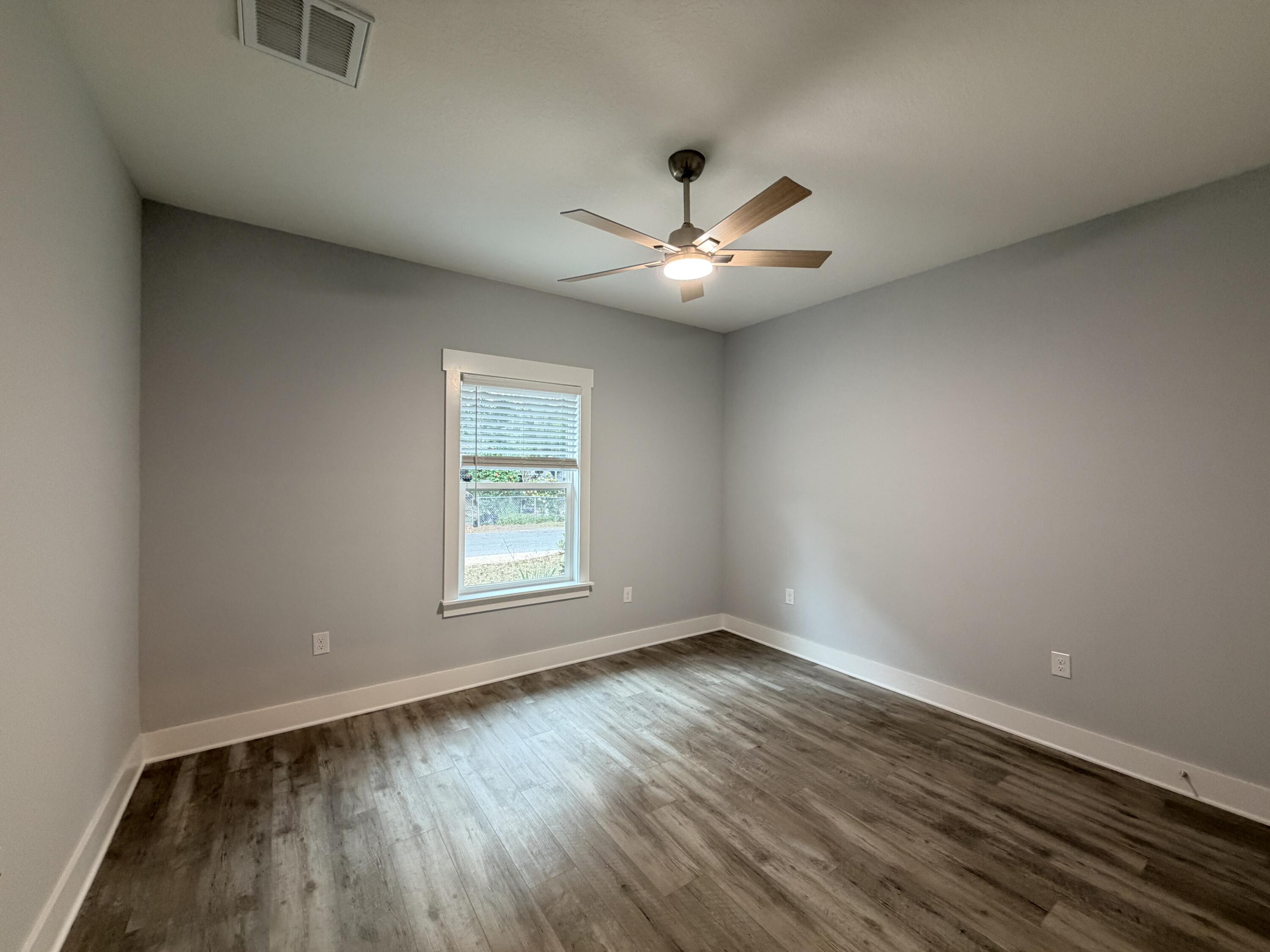 122 Jimmy Street Fort Walton Beach, FL 32547 - Photo 17 of 21 Bedroom