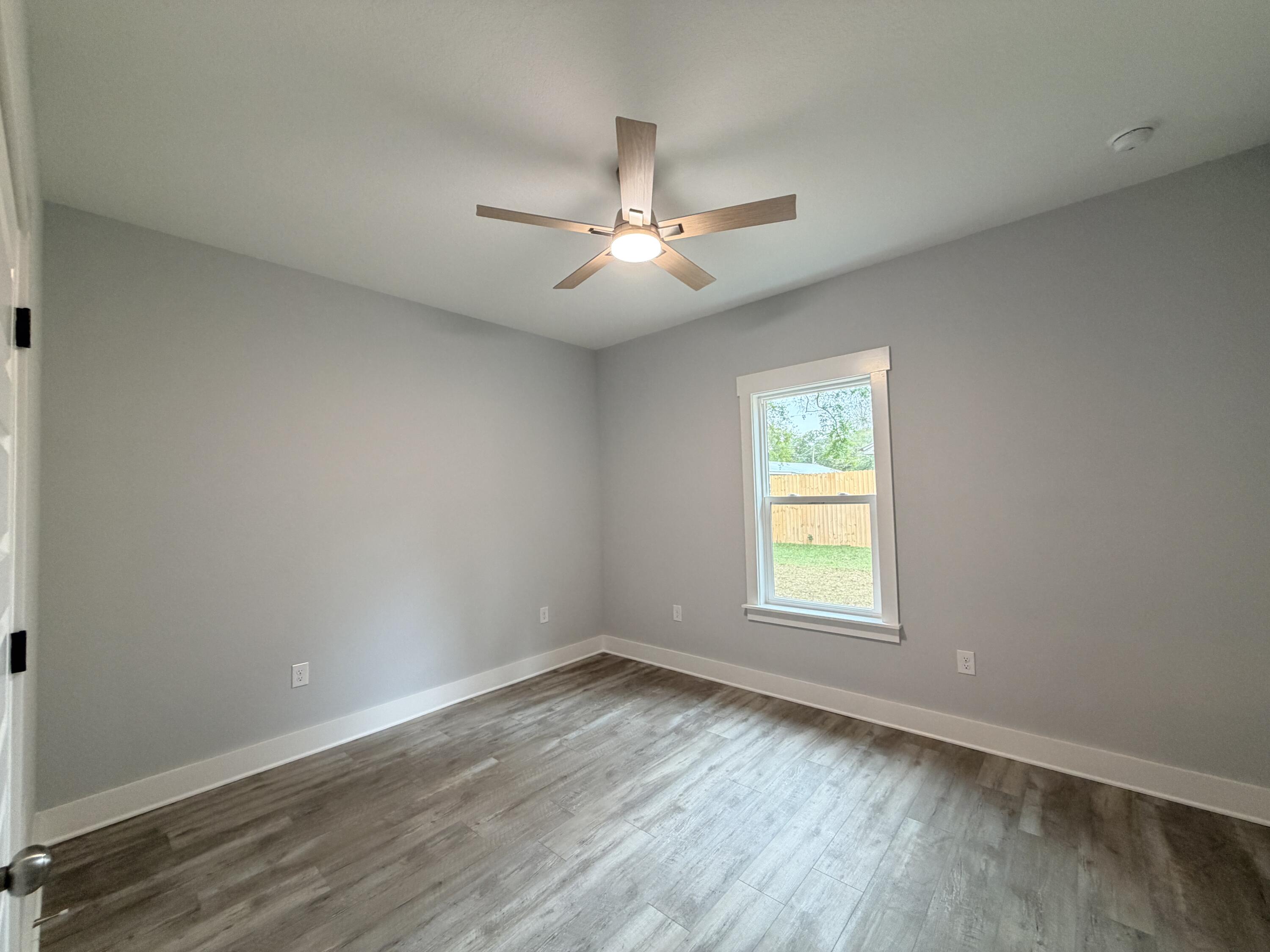 122 Jimmy Street Fort Walton Beach, FL 32547 - Photo 18 of 21 Bedroom