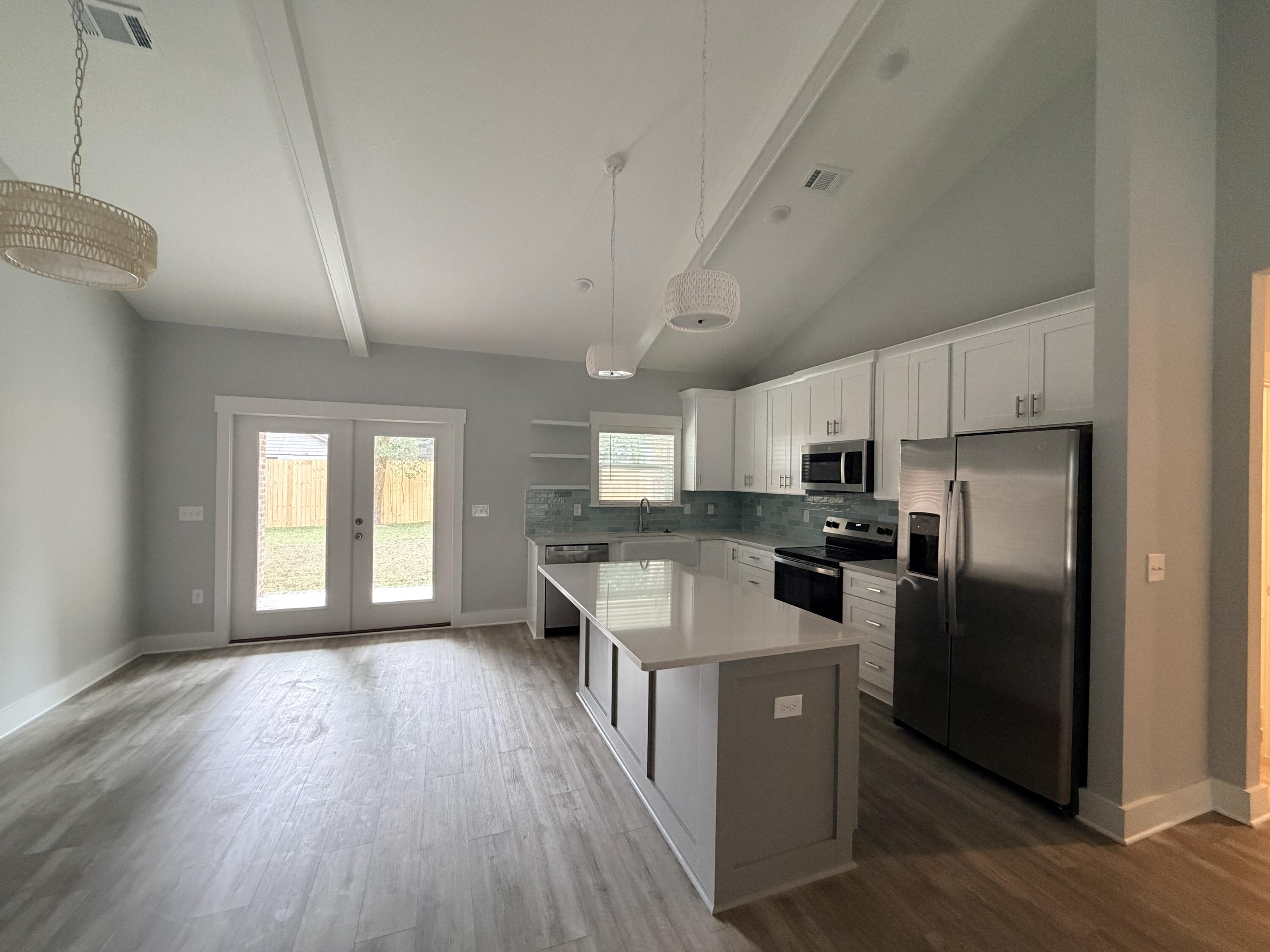 122 Jimmy Street Fort Walton Beach, FL 32547 - Photo 8 of 21 Kitchen