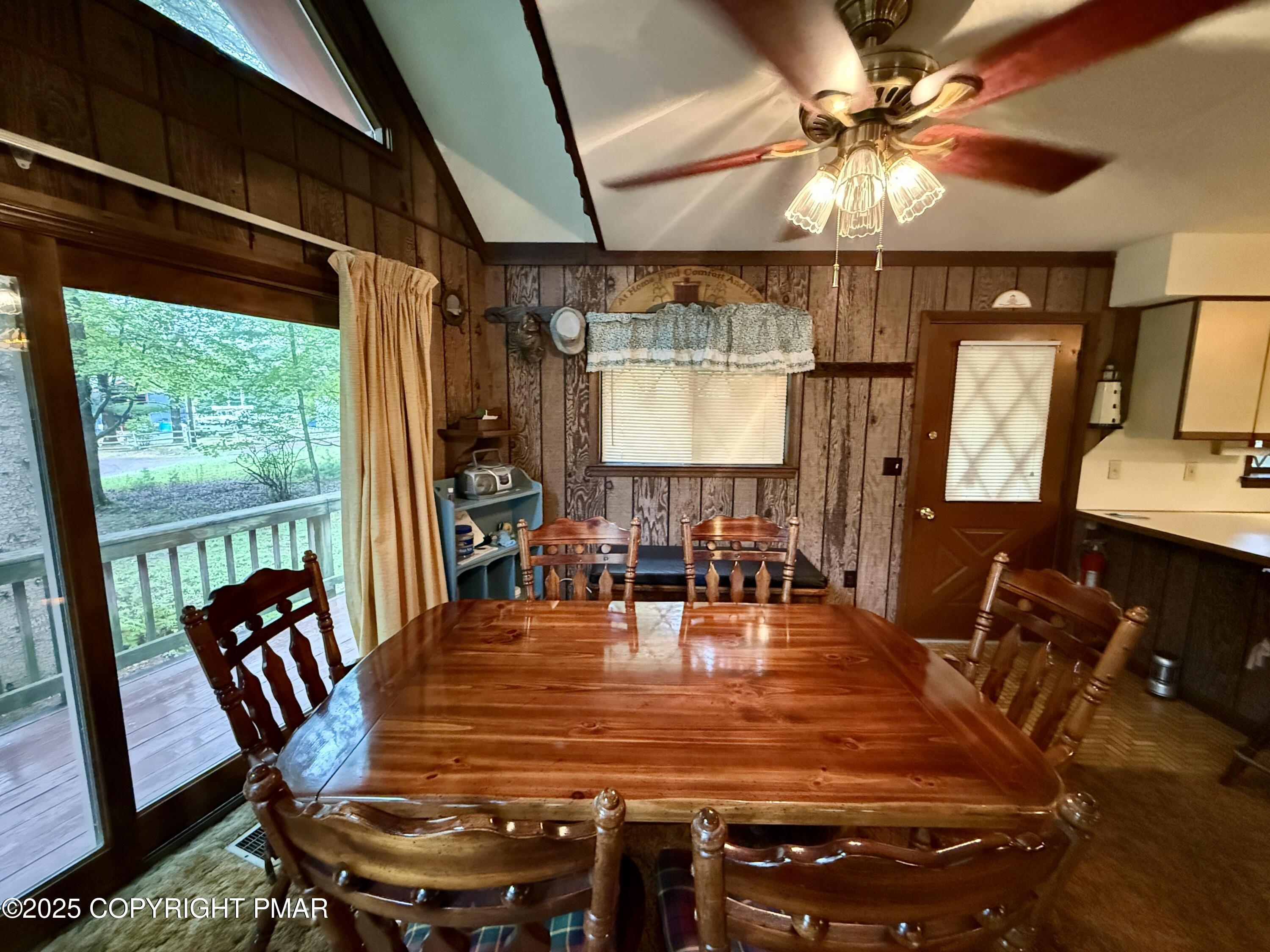 125 Red Squirrel Road Blakeslee, PA 18610 - Photo 14 of 52 866F80DC-B5D6-4770-872A-1EF7A4858D29_1_2
