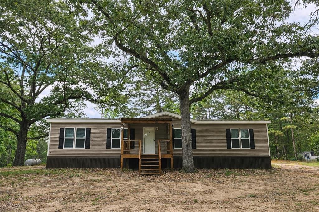 1894 Lake Vernon Road Leesville, LA 71446 - Photo 1 of 17
