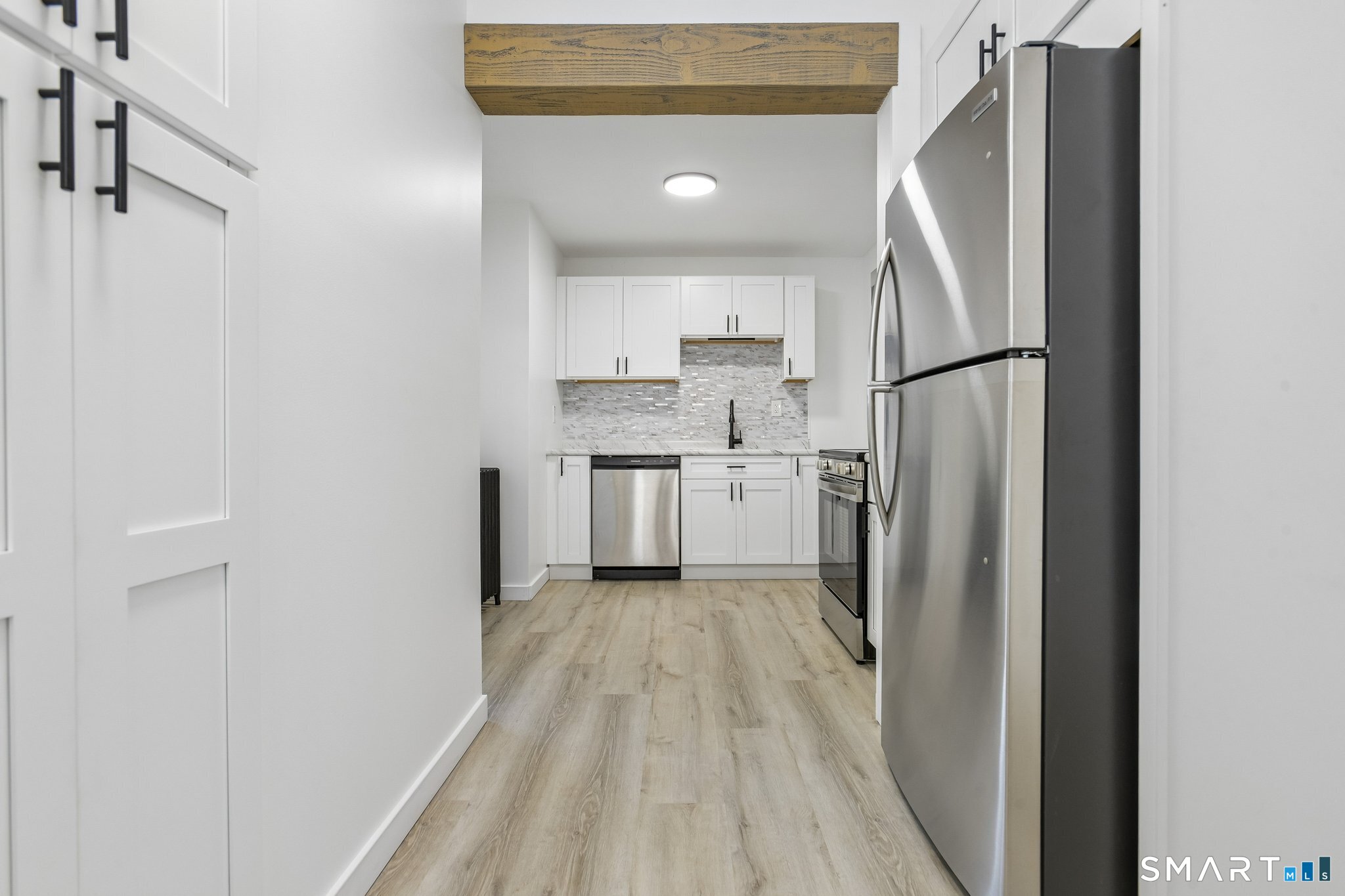 42 Godfrey Street Groton, CT 06340 - Photo 15 of 32