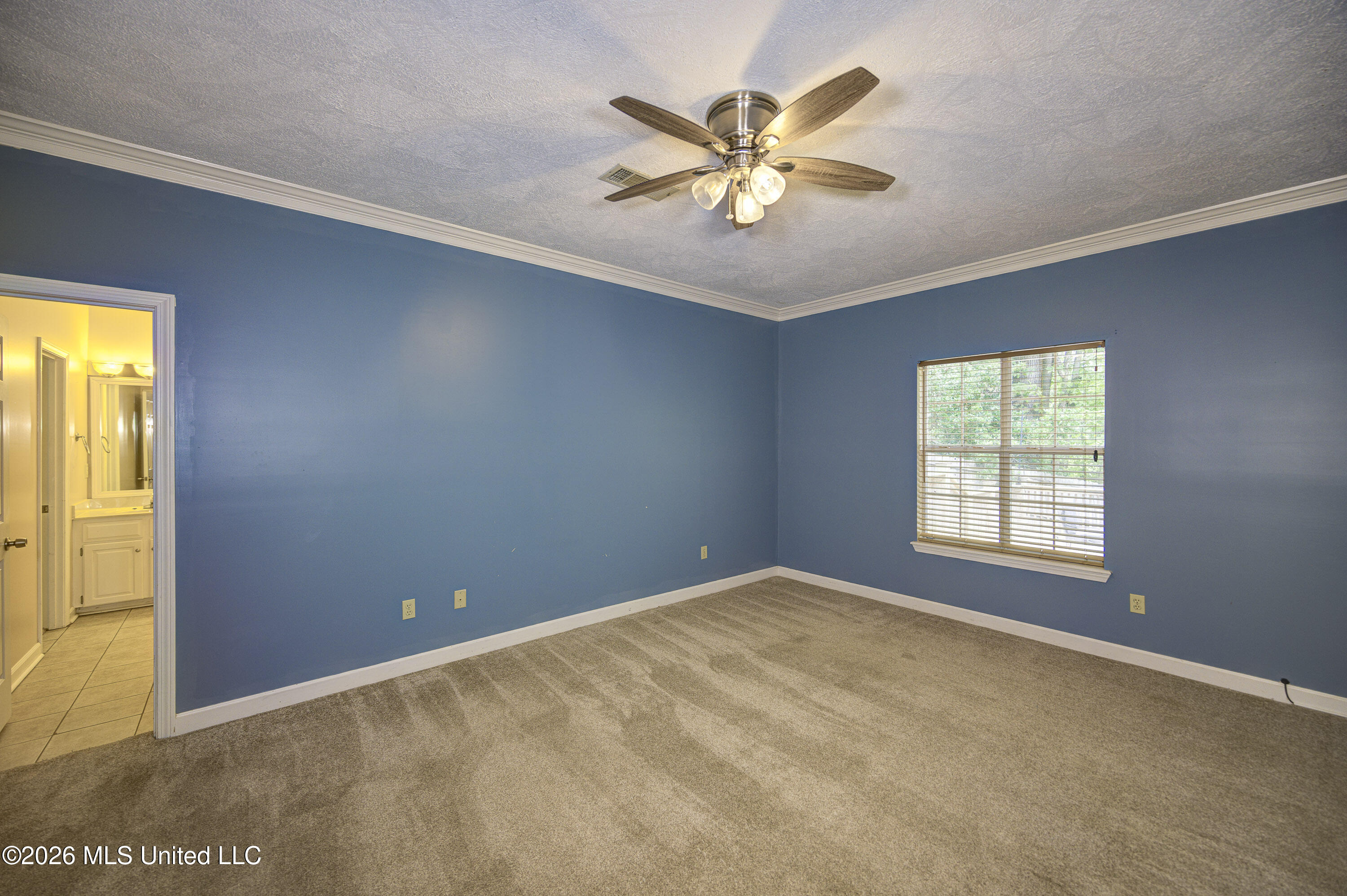 6003 Queens Point Vicksburg, MS 39180 - Photo 22 of 47 Primary Bedroom 2 and Ensuite Bath
