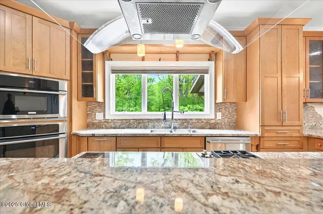 $930,000 | 2085 Weast Road, Princetown, NY 12137