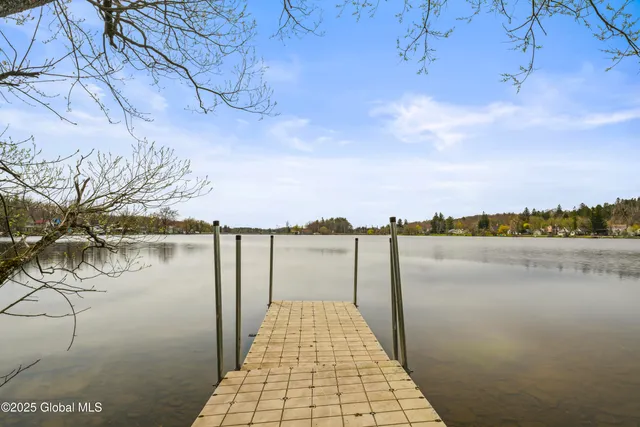 $930,000 | 2085 Weast Road, Princetown, NY 12137