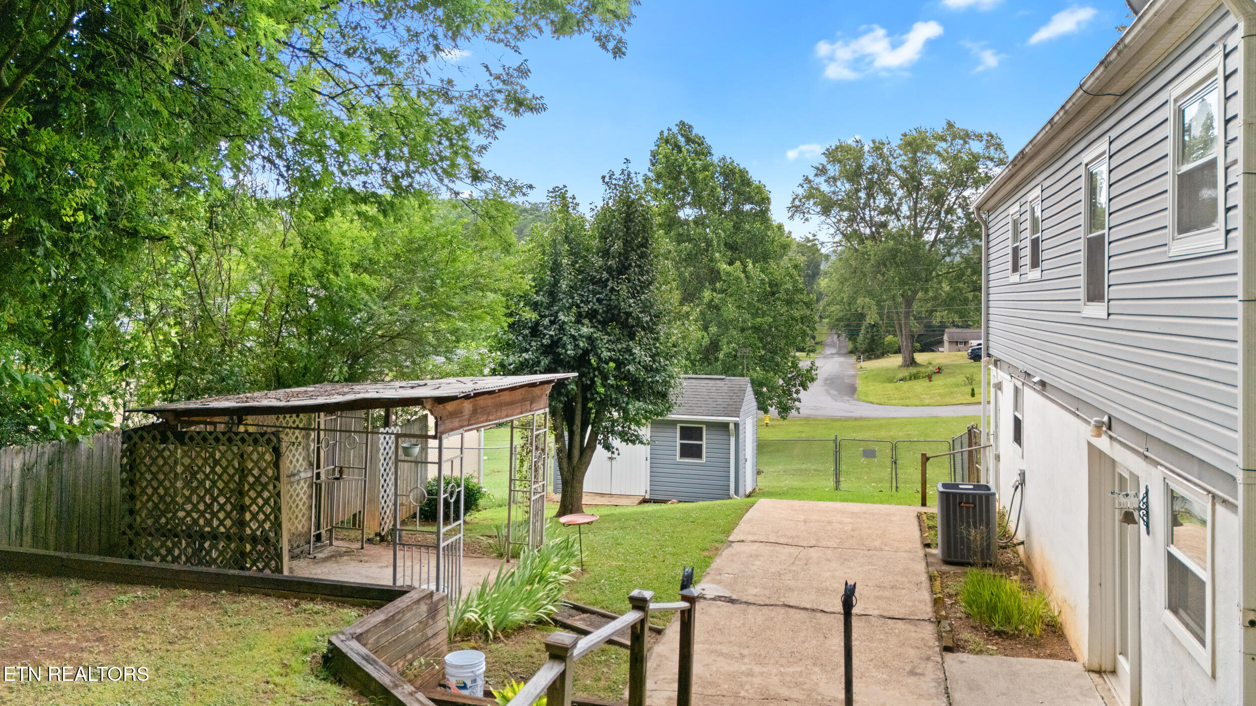 5301 Fontaine Road Knoxville, TN 37920 - Photo 46 of 57 15_5301 fontaine road-10