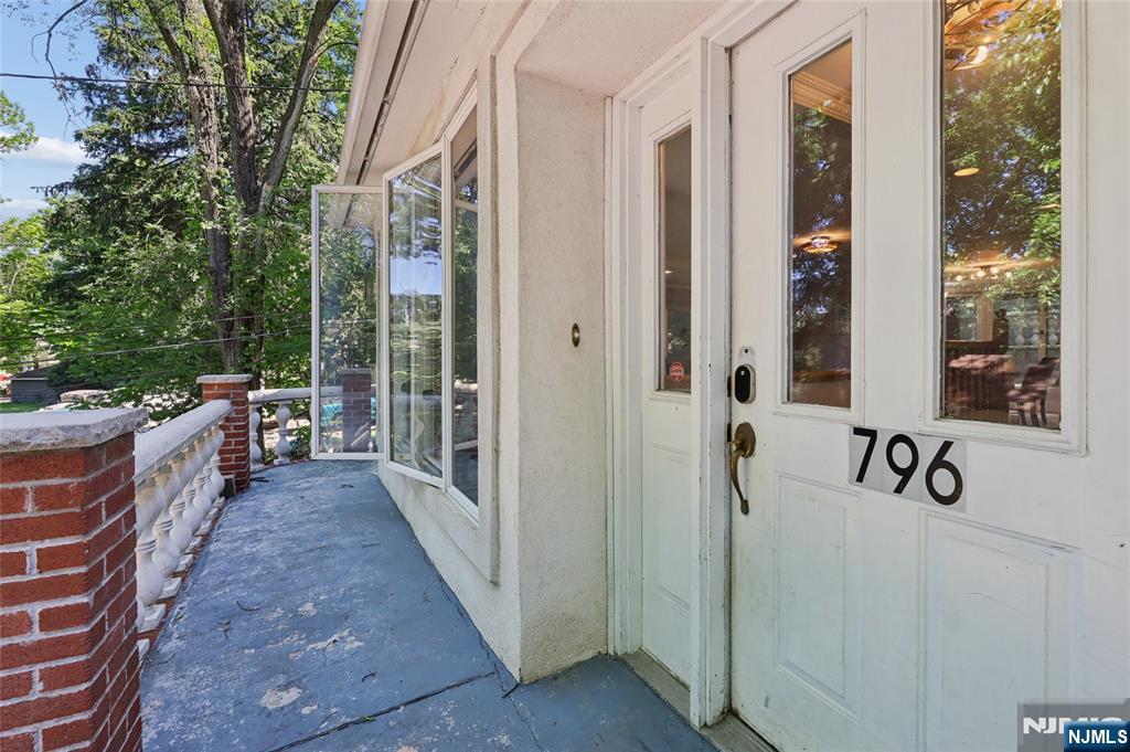 796 Old New Bridge Road Teaneck, NJ 07666 - Photo 36 of 38