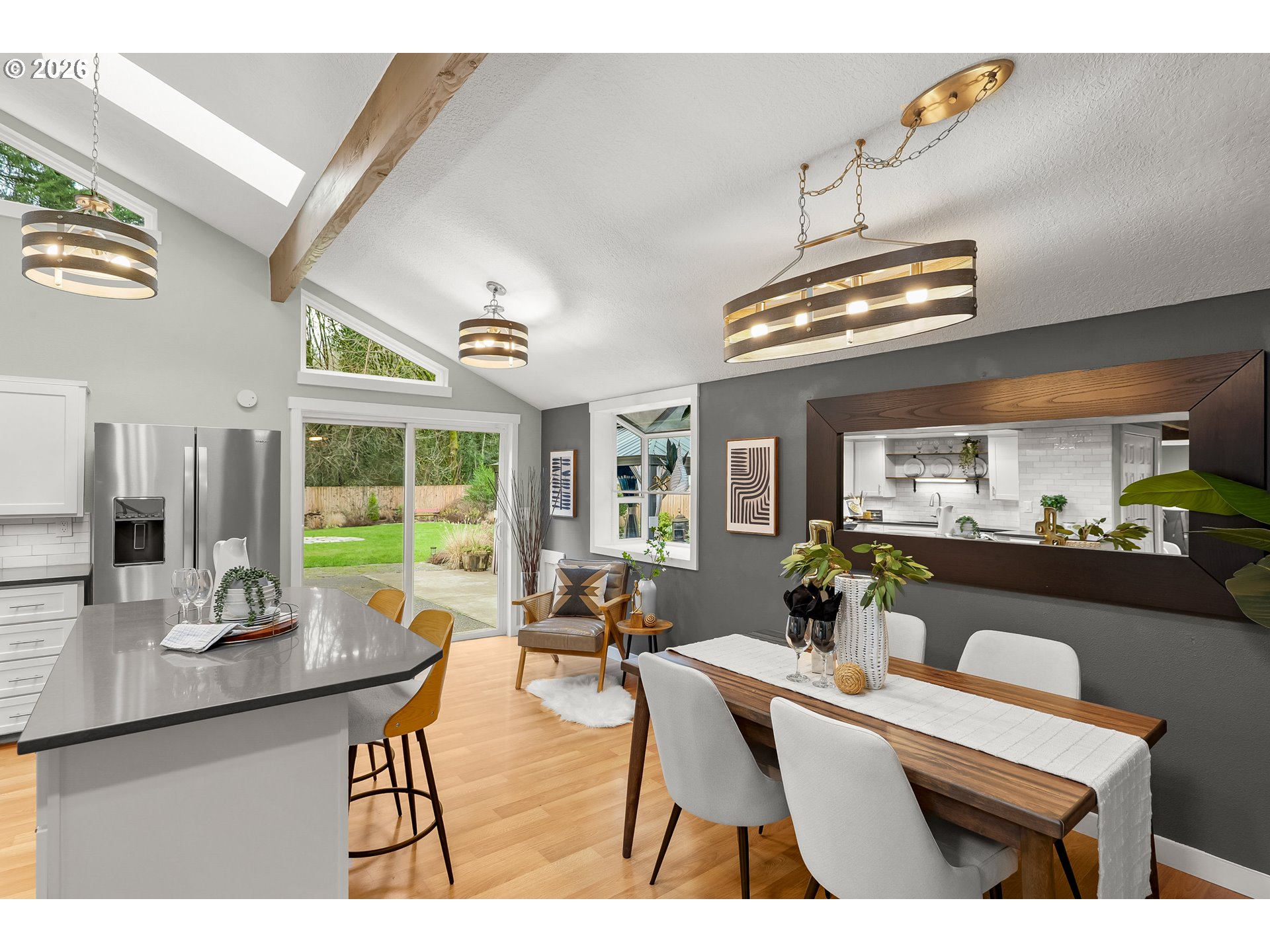 7355 Southwest Delaware Circle Tualatin, OR 97062 - Photo 8 of 29