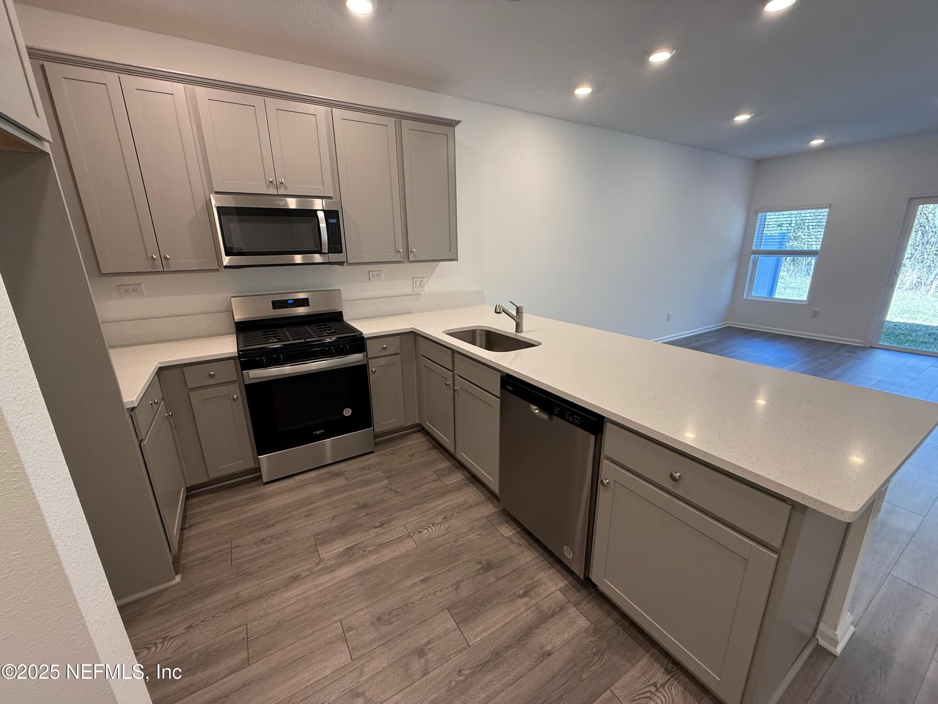 1617 Cluny Road Jacksonville, FL 32218 - Photo 4 of 21 Photo 3