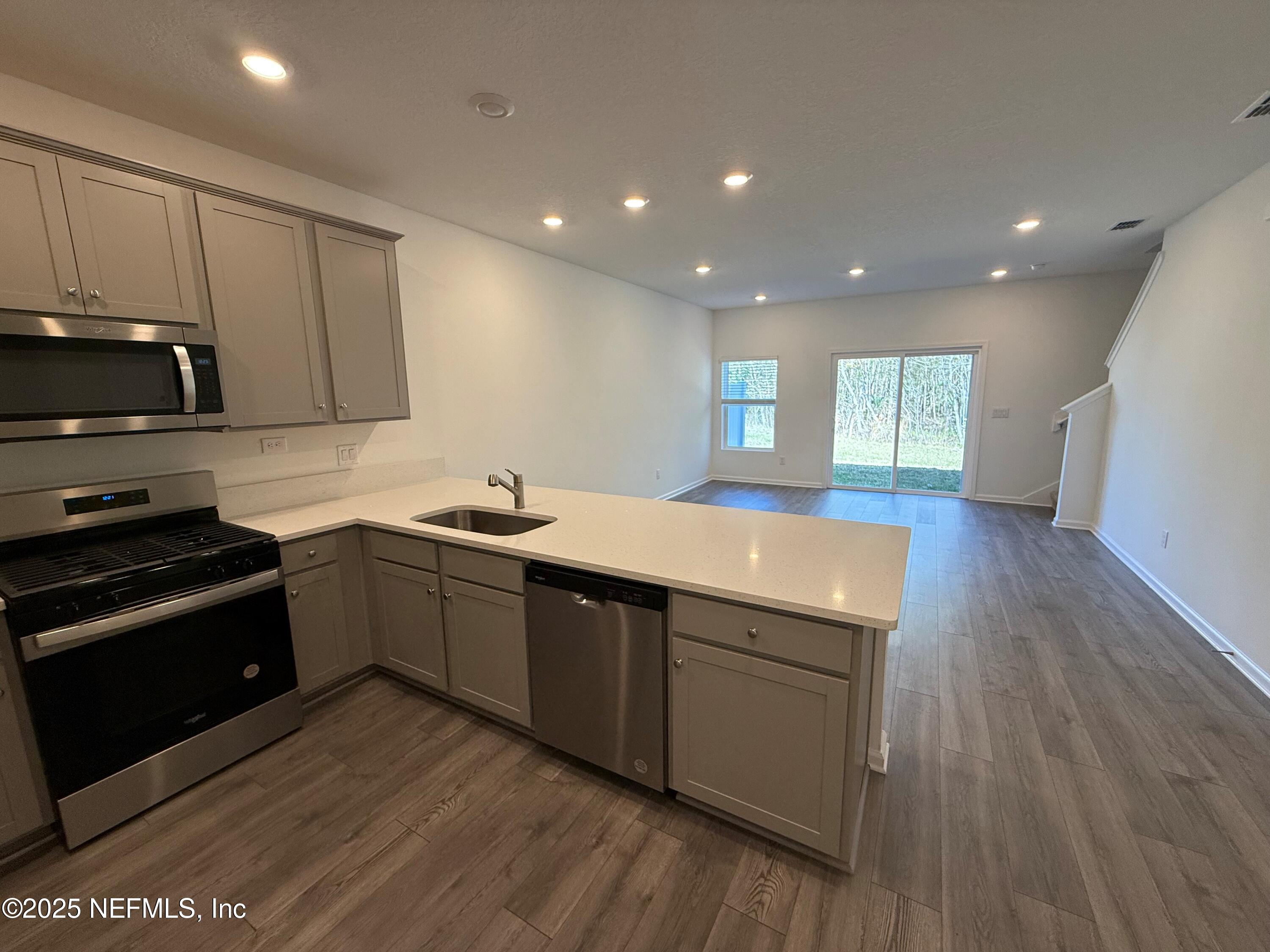 1617 Cluny Road Jacksonville, FL 32218 - Photo 5 of 21 Photo 4