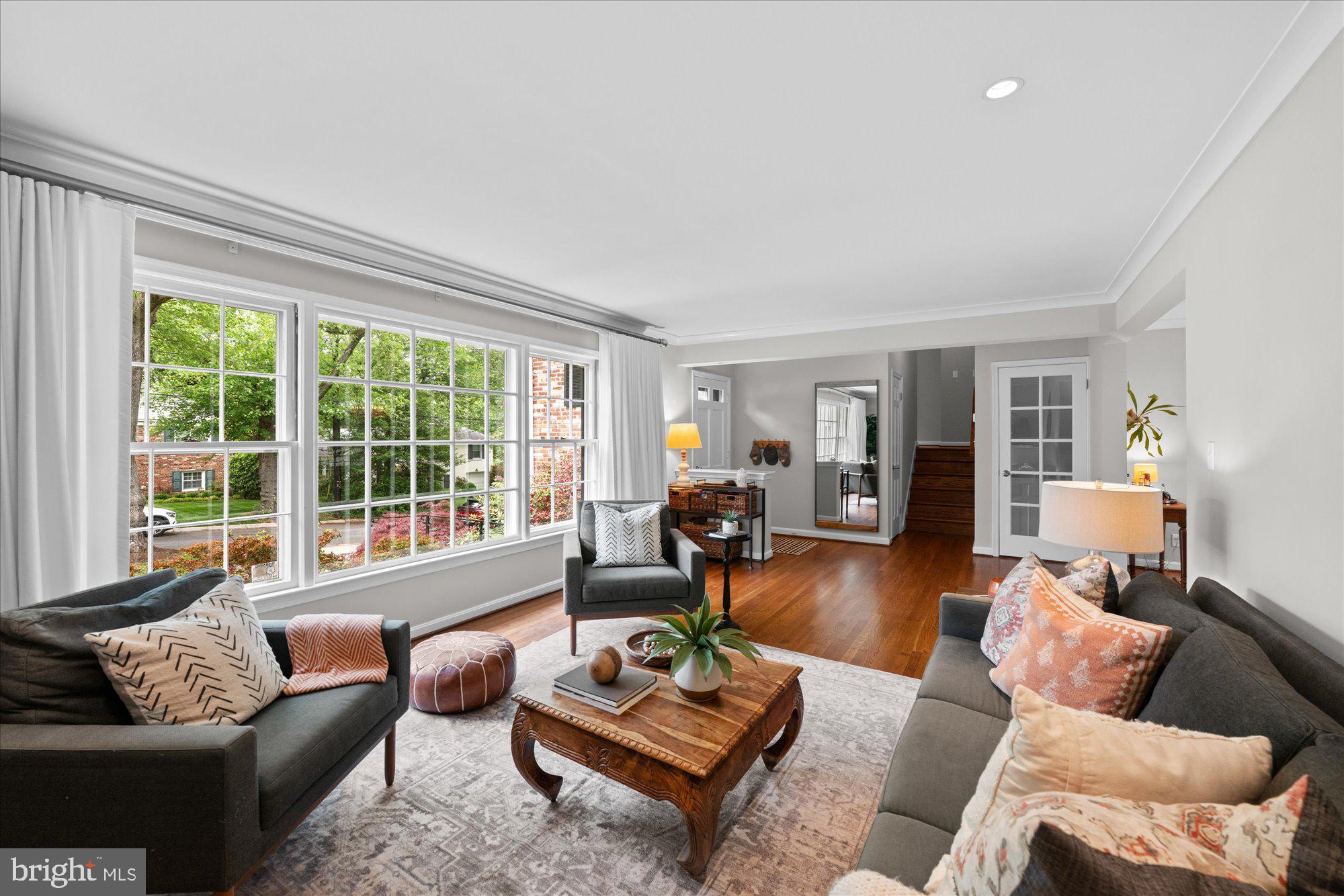 5608 Newington Road Bethesda, MD 20816 - Photo 5 of 26