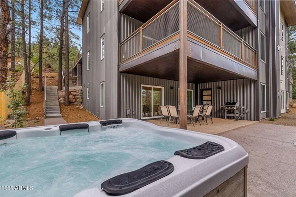$11,900,000 | 301 South O'Leary Street, Flagstaff, AZ 86001