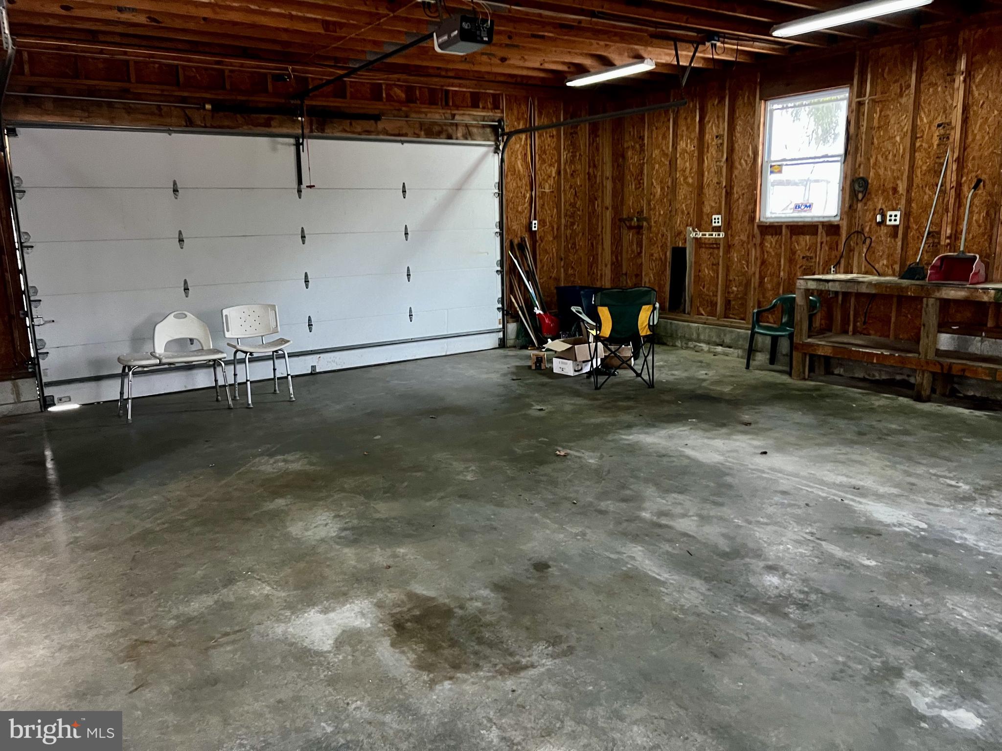139 Carter Road Elkton, MD 21921 - Photo 25 of 27 an empty room with furniture