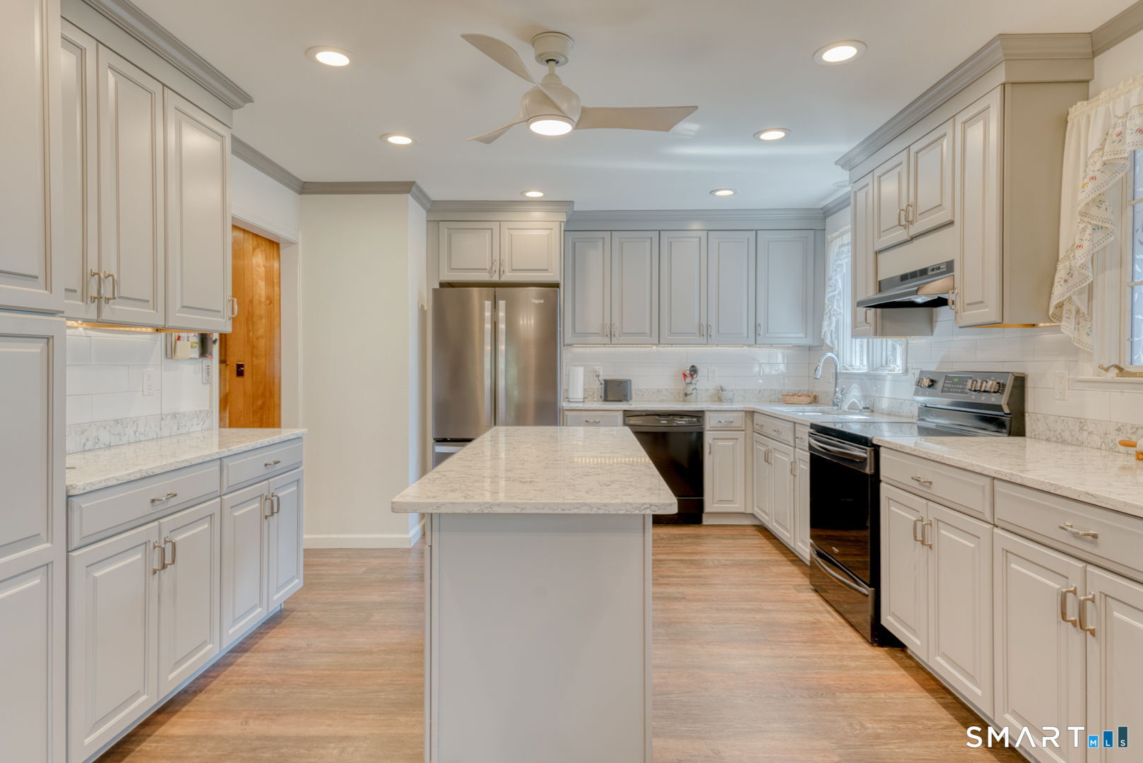 18 Beech Mountain Road Mansfield, CT 06250 - Photo 11 of 40