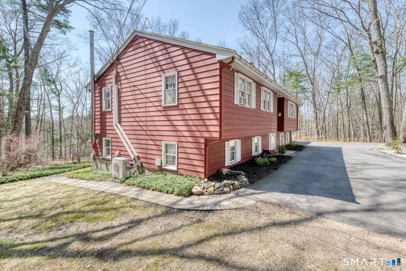 18 Beech Mountain Road Mansfield, CT 06250 - Photo 3 of 40