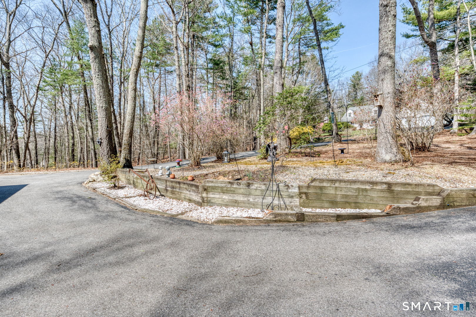 18 Beech Mountain Road Mansfield, CT 06250 - Photo 5 of 40