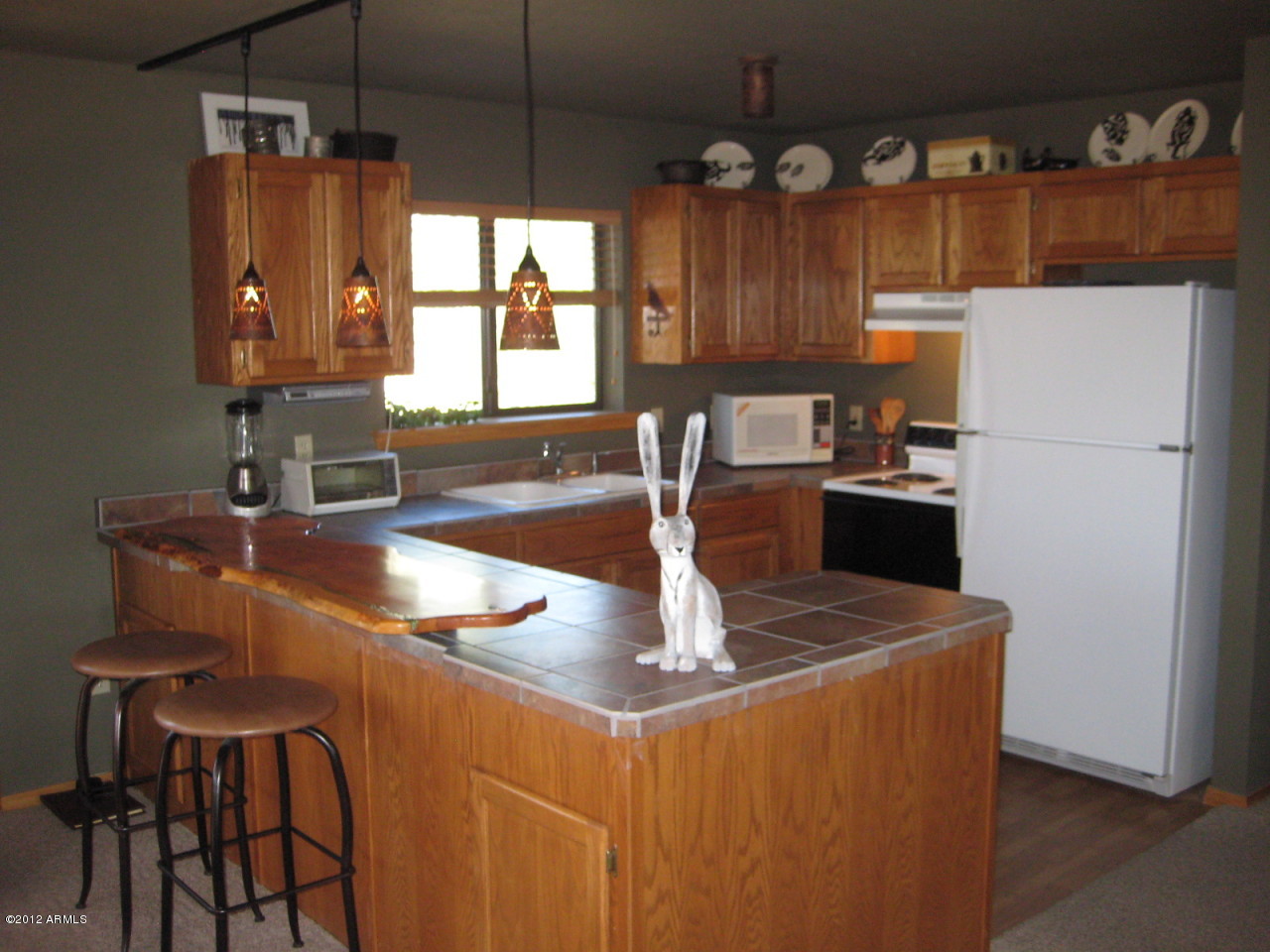 2241 Yellow Jacket County Road Overgaard, AZ 85933 - Photo 4 of 11 Kitchen