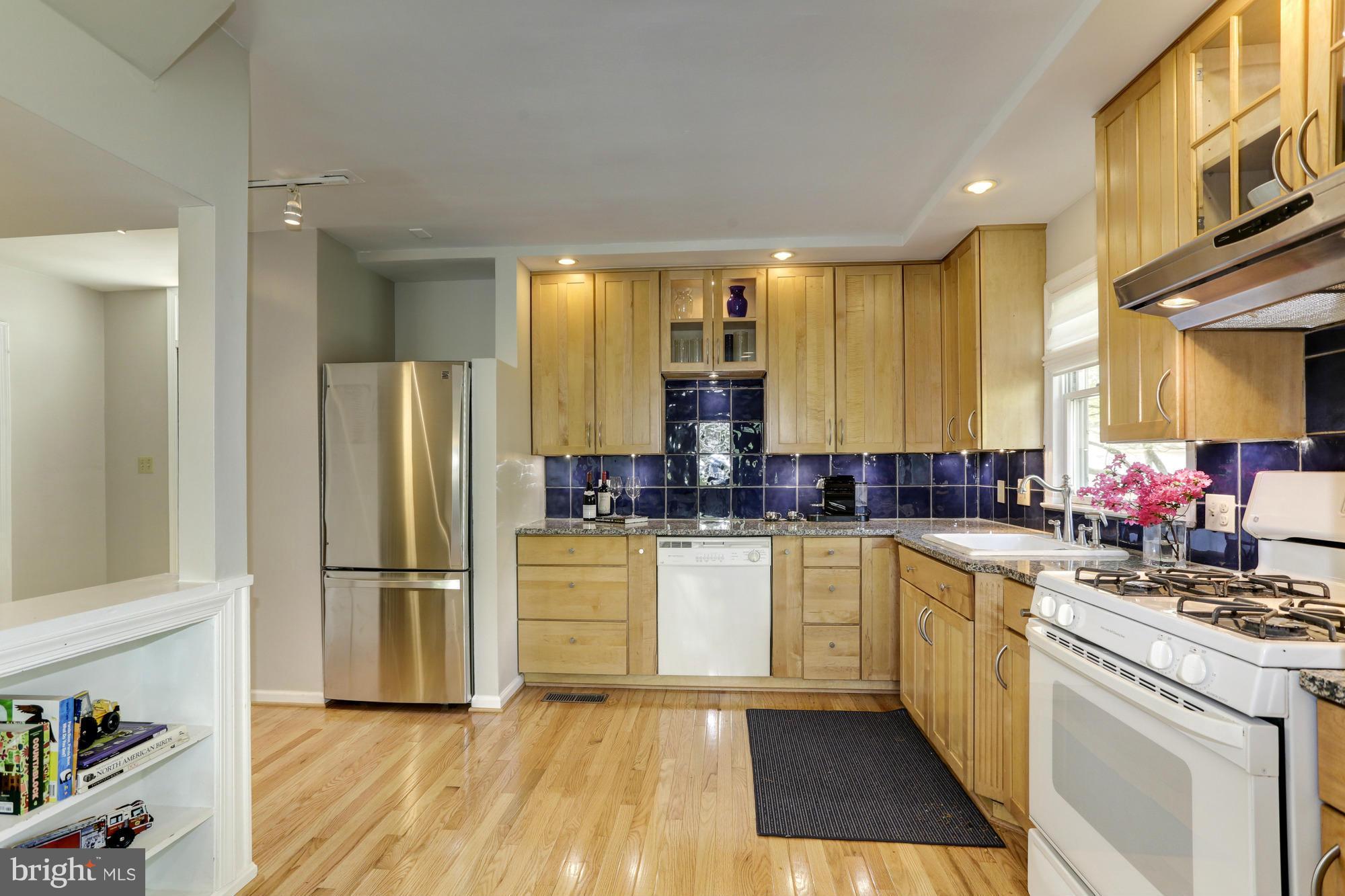 9310 Ocala Street Silver Spring, MD 20901 - Photo 4 of 30 Kitchen
