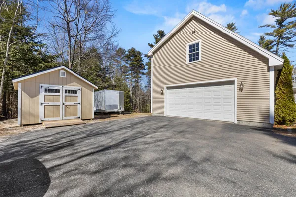 $749,900 | 7 Roman Woods Way, Gray, ME 04039
