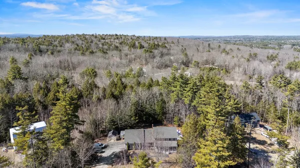$749,900 | 7 Roman Woods Way, Gray, ME 04039