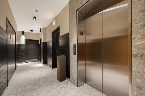 $4,350 | 1257 North Ashland Avenue, Unit 205, Chicago, IL 60622