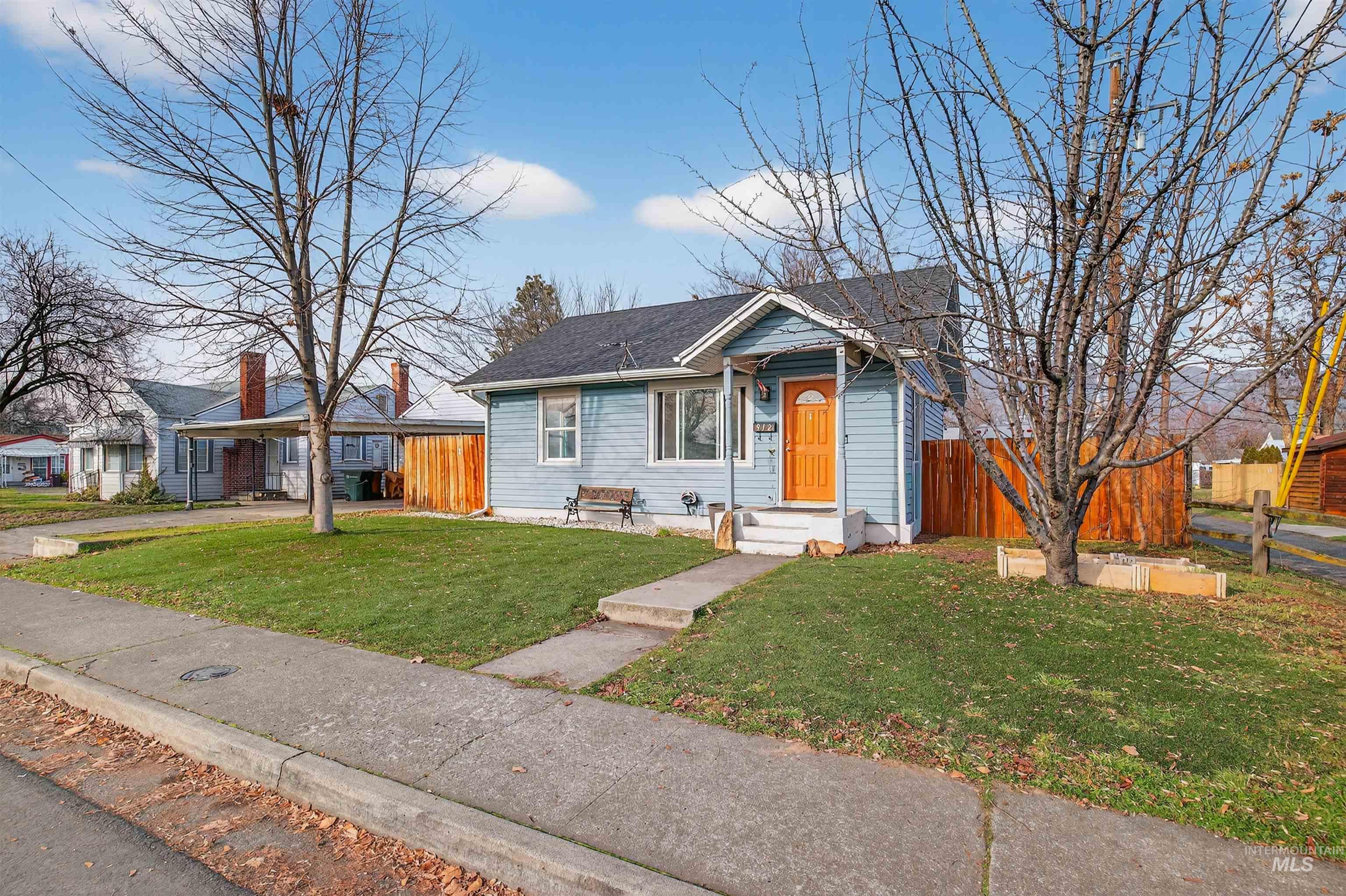 912 Elm Street Clarkston, WA 99403 - Photo 6 of 34