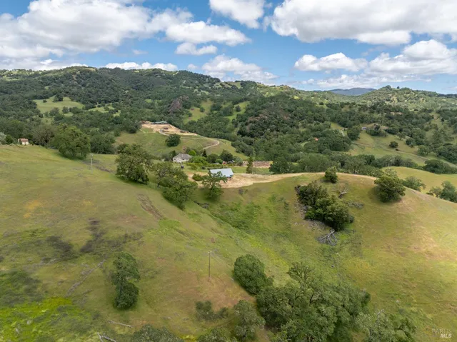 $629,000 | 4610 Feliz Creek Road, Hopland, CA 95449