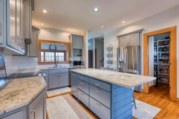 $799,000 | 9599 Heim Road, Chandler, IN 47610