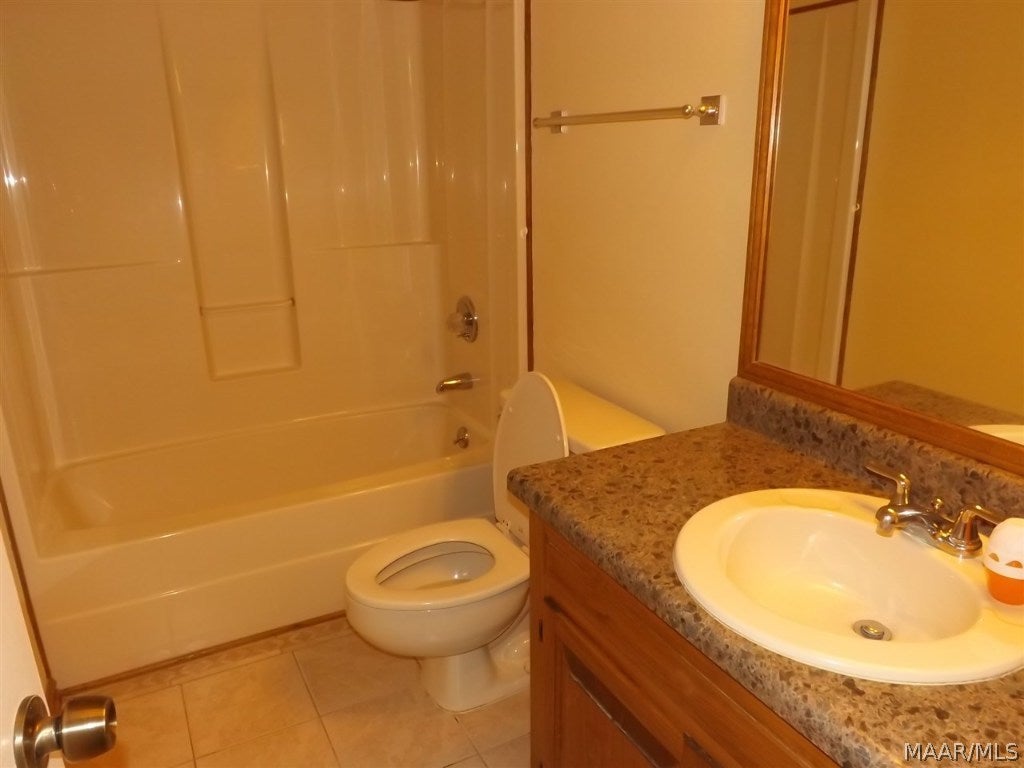 2371 Campground Road Ozark, AL 36360 - Photo 9 of 16 Gallery Image 9