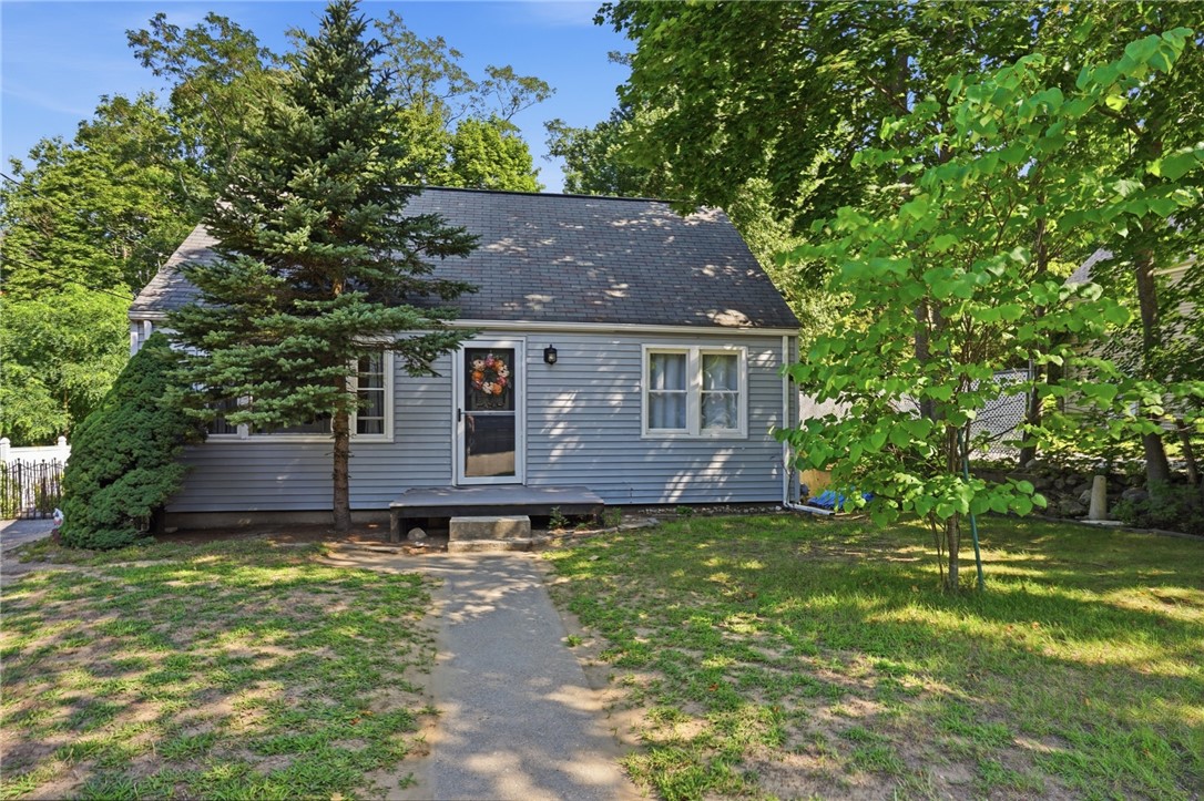 7 Dexter Street Coventry, RI 02816 - Photo 2 of 37 Gallery Image 2