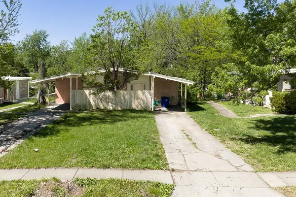 $325,000 | 8436 Kessler Street, Overland Park, KS 66212