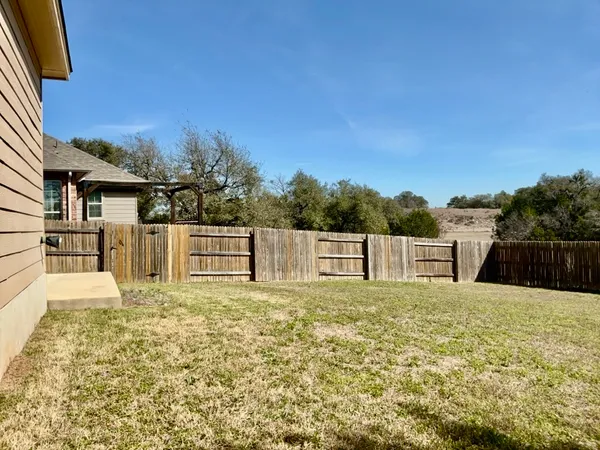 $2,175 | 804 Crown Anchor Bend, Georgetown, TX 78633